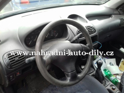 Peugeot 206 1.4hdi stříbrná na díly ČB / nahradni-auto-dily.cz