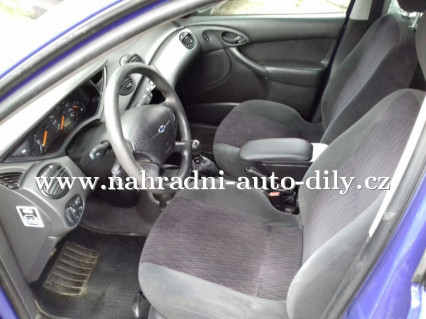 Ford focus modrá na náhradní díly ČB / nahradni-auto-dily.cz