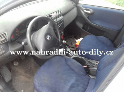 Fiat stilo 1.9jtd na náhradní díly ČB / nahradni-auto-dily.cz