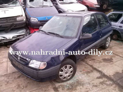 Citroen Saxo modrá na náhradní díly Praha