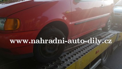 VW Polo červená barva na náhradní díly České Budějovice / nahradni-auto-dily.cz