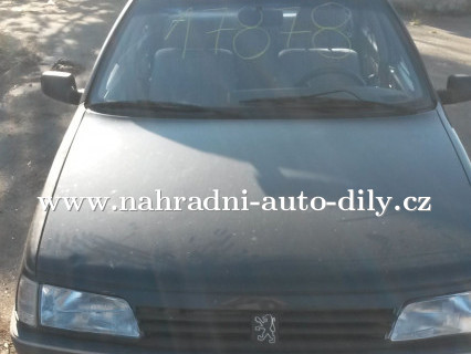 Peugeot 405 modrá na díly Brno / nahradni-auto-dily.cz