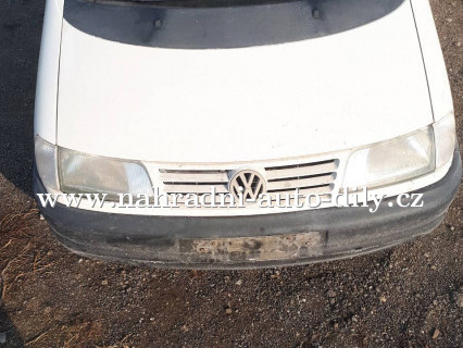 VW Sharan bílá na náhradní díly Brno / nahradni-auto-dily.cz