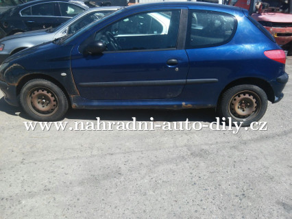 Peugeot 206 tmavě modrá na díly Plzeň