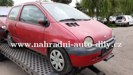 Renault Twingo 2001 červená na díly Plzeň / nahradni-auto-dily.cz