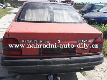 Renault 19 CHAMADE 1990 1,9 nafta 47kw na náhradní díly Brno / nahradni-auto-dily.cz