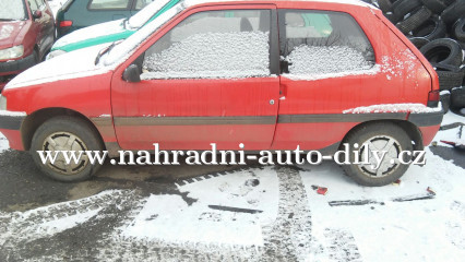 Peugeot 106 červená na náhradní díly Písek