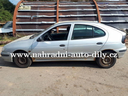 Renault Megane stříbrná na náhradní díly Brno / nahradni-auto-dily.cz