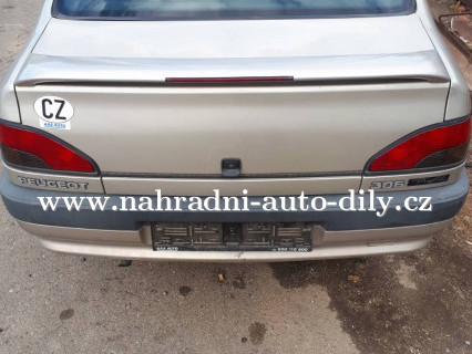 Peugeot 306 stříbrná na náhradní díly Brno / nahradni-auto-dily.cz