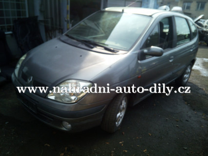 Renault Scenic šedá - díly z tohoto vozu