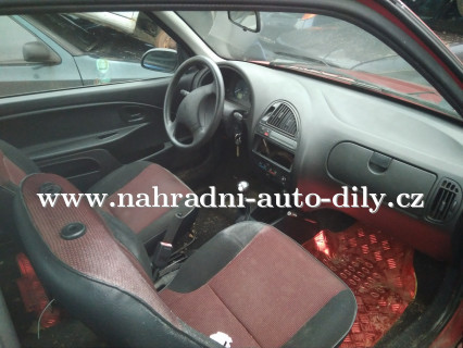 Citroen Saxo vínová - díly z tohoto vozu / nahradni-auto-dily.cz