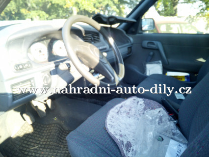 Škoda Felicia světle modrá - díly z tohoto vozu / nahradni-auto-dily.cz Škoda Felicia světle modrá - díly z tohoto vozu / nahradni-auto-dily.cz