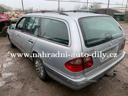 Mercedes E 250 náhradní díly Hradec Králové / nahradni-auto-dily.cz