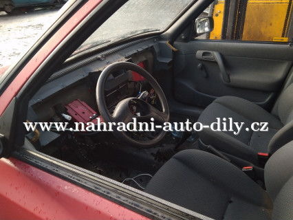 Škoda Felicia červená - díly z tohoto vozu / nahradni-auto-dily.cz Škoda Felicia červená - díly z tohoto vozu / nahradni-auto-dily.cz