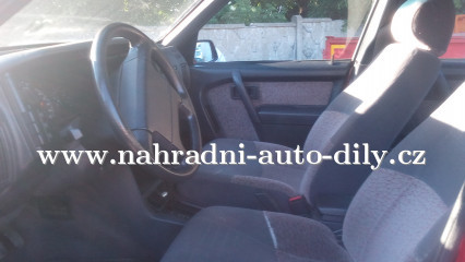 Volvo 440 červená - díly z tohoto vozu / nahradni-auto-dily.cz Volvo 440 červená - díly z tohoto vozu / nahradni-auto-dily.cz