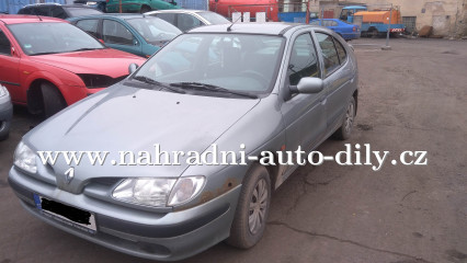 Renault Megane šedá - díly z tohoto vozu