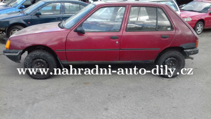 Peugeot 205 vínová na náhradní díly Tábor / nahradni-auto-dily.cz