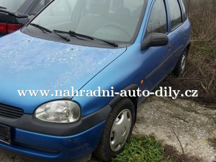 Opel Corsa 1,0 benzin 40kw 1998 na díly Brno / nahradni-auto-dily.cz