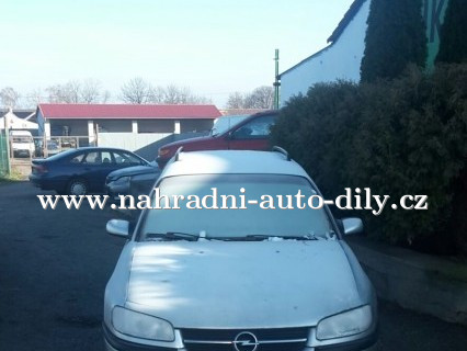 Opel Omega kombi náhradní díly Pardubice / nahradni-auto-dily.cz