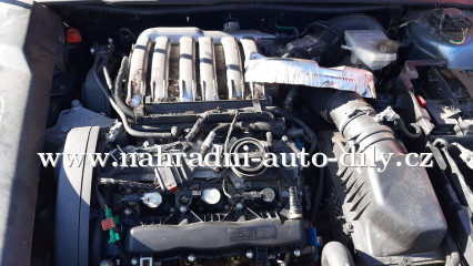 Motor Peugeot 607 3litr benzín / nahradni-auto-dily.cz