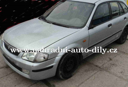 Mazda 323 stříbrná na náhradní díly Praha / nahradni-auto-dily.cz