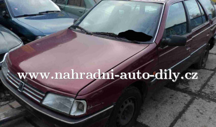 Náhradní díly z vozu Peugeot 405