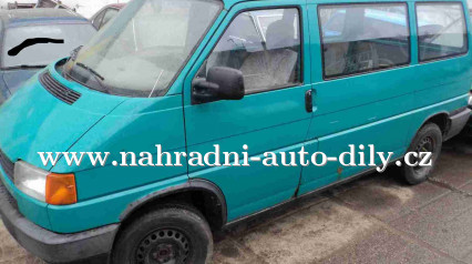 Náhradní díly z vozu VW T4