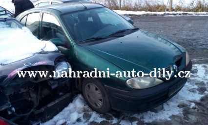 Renault Megane 1,4 16v zelená na díly ČB / nahradni-auto-dily.cz