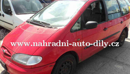 Náhradní díly z vozu Ford Galaxy