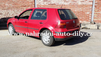 VW GOLF IV 1.6i 74KW na náhradní díly Pardubice