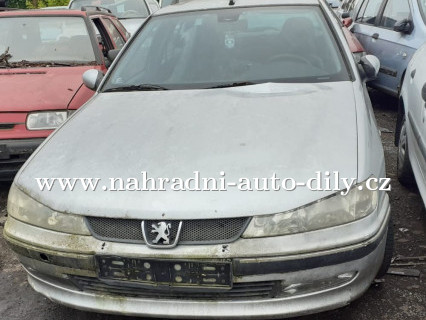 Peugeot 406 stříbrná na náhradní díly