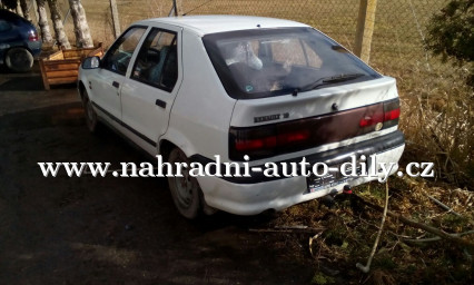 Renault 19 bílá na díly České Budějovice / nahradni-auto-dily.cz