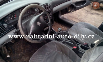 Peugeot 406 1.8 16v modrá na díly ČB / nahradni-auto-dily.cz